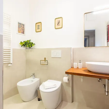 Porta Pia Zeno 53 * روما